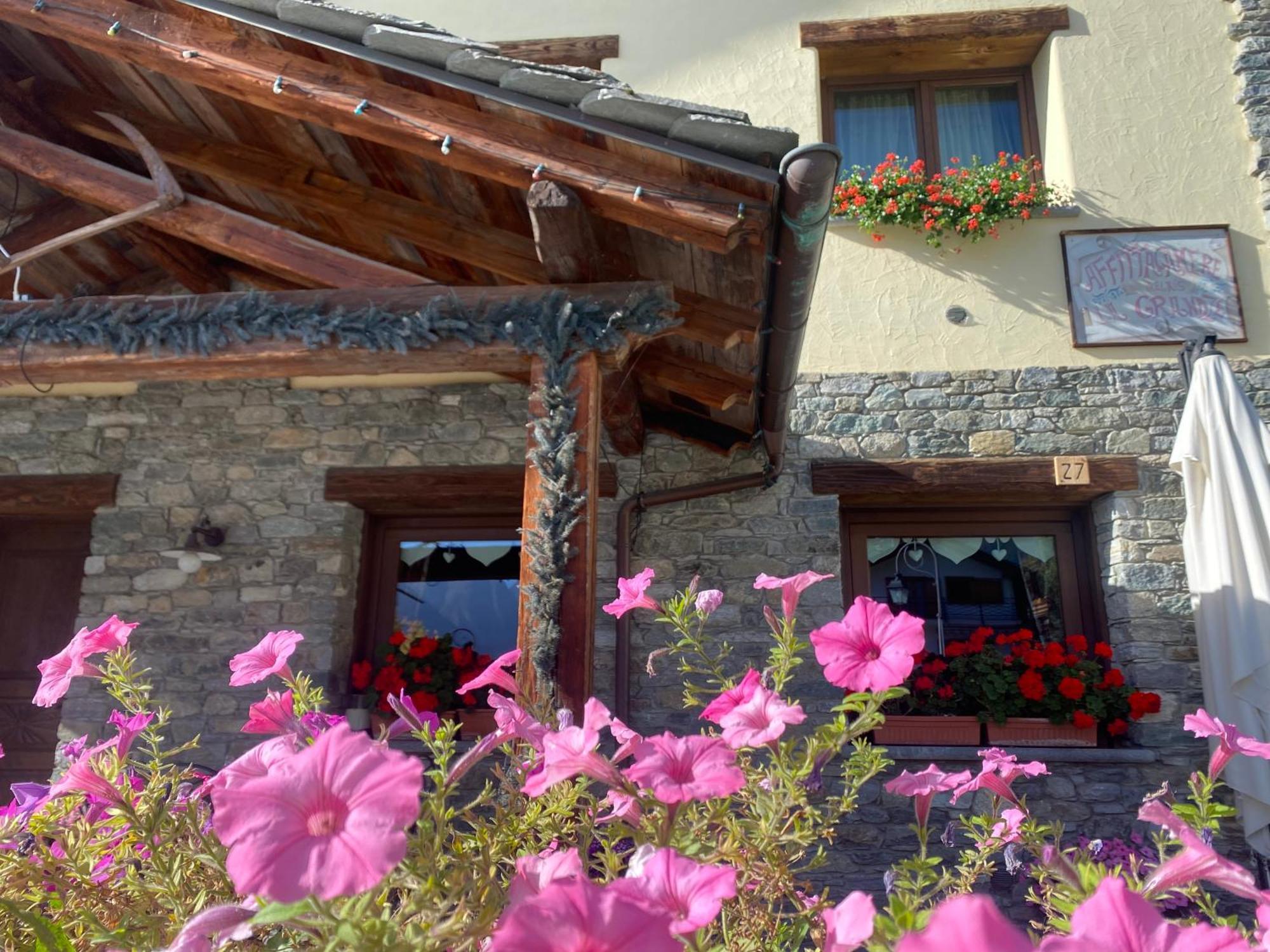 Affittacamere Le Relais De La Grandze Doues Exterior photo